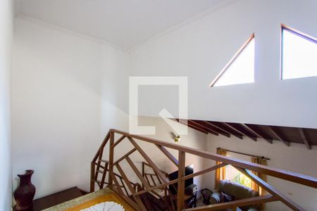 Casa à venda com 232m², 3 quartos e 8 vagasCorredor