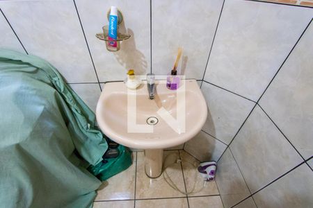 Casa à venda com 232m², 3 quartos e 8 vagasBanheiro social 2