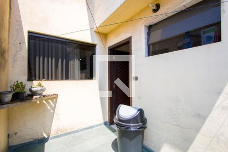 Casa à venda com 232m², 3 quartos e 8 vagasÁrea externa