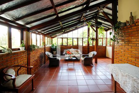 Apartamento à venda com 350m², 4 quartos e 2 vagas Apartamento à venda com 350m², 4 quartos e 2 vagasCobertura