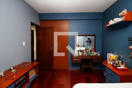 Apartamento à venda com 350m², 4 quartos e 2 vagas Apartamento à venda com 350m², 4 quartos e 2 vagasQuarto 2