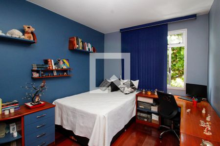 Apartamento à venda com 350m², 4 quartos e 2 vagas Apartamento à venda com 350m², 4 quartos e 2 vagasQuarto 2