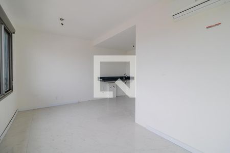 Sala/Dormitório de kitnet/studio para alugar com 1 quarto, 27m² em Centro Histórico, Porto Alegre