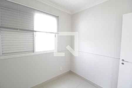 Quarto 1 de apartamento para alugar com 3 quartos, 160m² em Santa Maria, Uberlândia