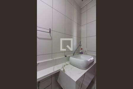 Apartamento à venda com 46m², 2 quartos e 1 vaga Apartamento à venda com 46m², 2 quartos e 1 vagaBanheiro