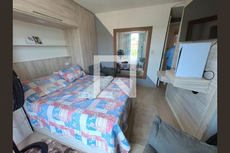 Quarto 1 de casa para alugar com 4 quartos, 300m² em Moinho Velho, São Paulo