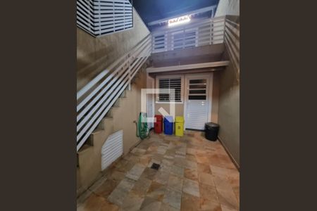 Casa à venda com 114m², 3 quartos e 1 vaga