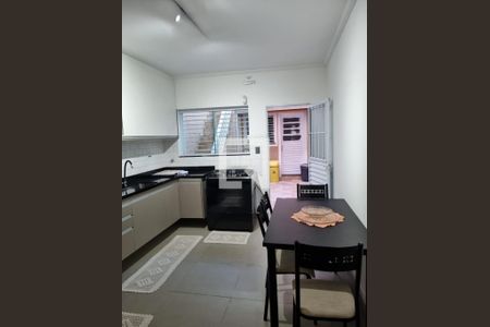 Casa à venda com 114m², 3 quartos e 1 vaga