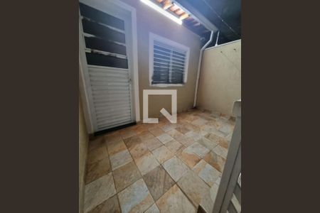 Casa à venda com 114m², 3 quartos e 1 vaga
