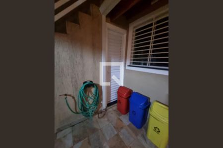 Casa à venda com 114m², 3 quartos e 1 vaga