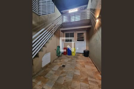 Casa à venda com 114m², 3 quartos e 1 vaga