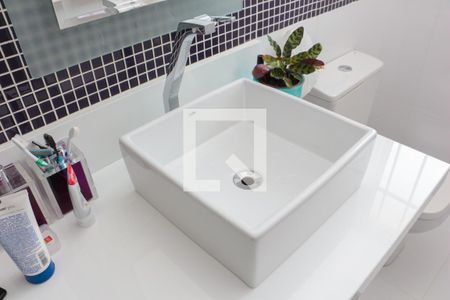 Casa à venda com 140m², 3 quartos e 2 vagasBanheiro 2