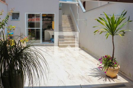 Casa à venda com 140m², 3 quartos e 2 vagasÁrea comum