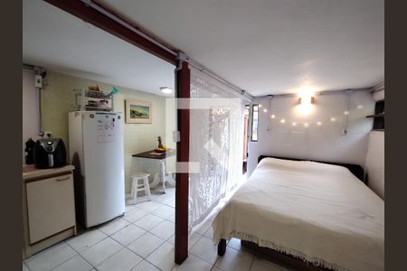 Quarto - Cozinha de casa de condomínio para alugar com 1 quarto, 35m² em Itacorubi, Florianópolis