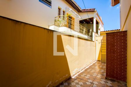 Casa à venda com 180m², 3 quartos e 2 vagasQuintal