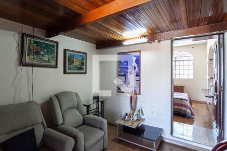 Sala 2 de casa à venda com 4 quartos, 350m² em Ouro Preto, Belo Horizonte