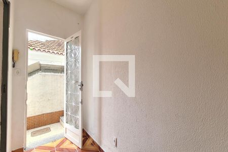 Sala de apartamento para alugar com 1 quarto, 50m² em Pilares, Rio de Janeiro