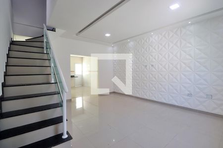Sala de casa para alugar com 3 quartos, 250m² em Santa Teresinha, Santo André