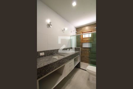 Casa de condomínio à venda com 189m², 4 quartos e 3 vagasBanheiro da Suíte