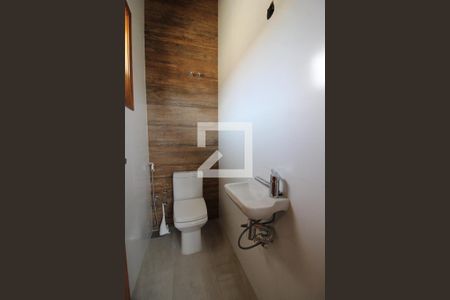 Casa de condomínio à venda com 189m², 4 quartos e 3 vagasLavabo