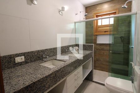 Casa de condomínio à venda com 189m², 4 quartos e 3 vagasBanheiro da Suíte