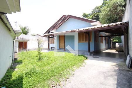 Casa de condomínio à venda com 189m², 4 quartos e 3 vagasEntrada