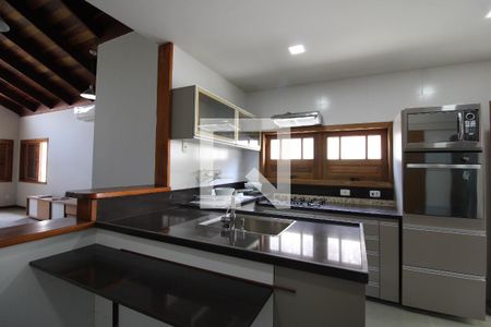 Casa de condomínio à venda com 189m², 4 quartos e 3 vagasCozinha