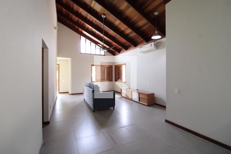 Sala de casa de condomínio à venda com 4 quartos, 189m² em Freguesia de Jacarepaguá, Rio de Janeiro