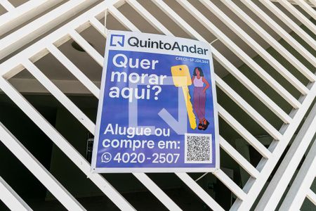 Casa à venda com 220m², 3 quartos e 2 vagas Casa à venda com 220m², 3 quartos e 2 vagasFachada - Plaquinha