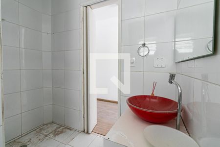 Casa à venda com 220m², 3 quartos e 2 vagas Casa à venda com 220m², 3 quartos e 2 vagasBanheiro da Suíte