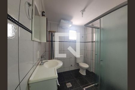 Banheiro de apartamento à venda com 1 quarto, 40m² em Centro, Campinas