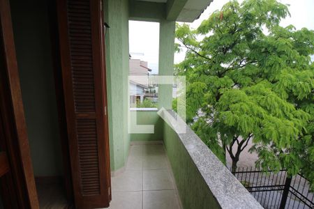 Casa à venda com 174m², 3 quartos e 2 vagas Casa à venda com 174m², 3 quartos e 2 vagasSacada do Quarto 1