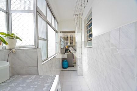 Apartamento à venda com 82m², 3 quartos e sem vagaÁrea de Serviço