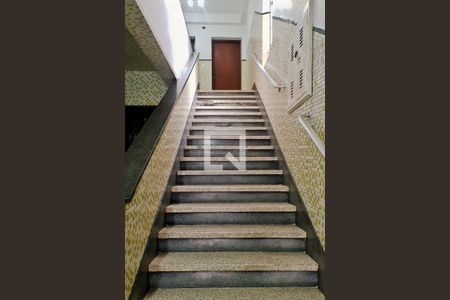 Apartamento à venda com 82m², 3 quartos e sem vagaÁrea comum