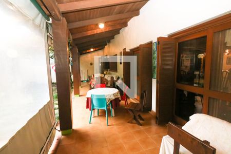 Casa à venda com 495m², 3 quartos e 3 vagasVaranda