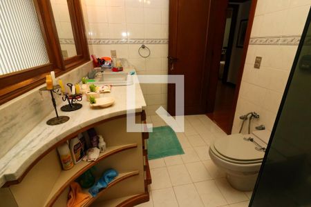 Casa à venda com 495m², 3 quartos e 3 vagasBanheiro 1