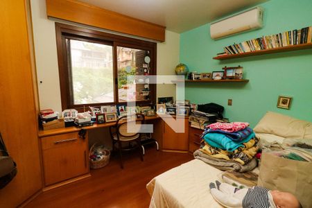 Casa à venda com 495m², 3 quartos e 3 vagasQuarto 