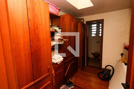 Casa à venda com 495m², 3 quartos e 3 vagasQuarto de Serviço