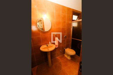 Casa à venda com 495m², 3 quartos e 3 vagasBanheiro 2