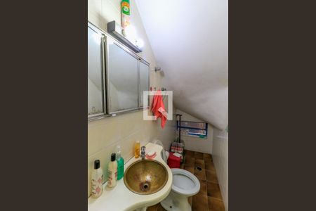 Casa à venda com 170m², 4 quartos e 2 vagasLavabo