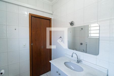 Banheiro da Suíte de casa à venda com 3 quartos, 187m² em Vila Guarani (zona Sul), São Paulo