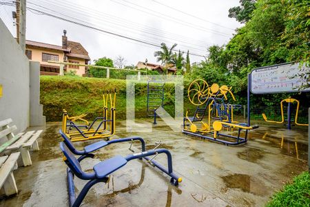 Casa de condomínio para alugar com 76m², 1 quarto e 2 vagas Casa de condomínio para alugar com 76m², 1 quarto e 2 vagasÁrea comum - Academia