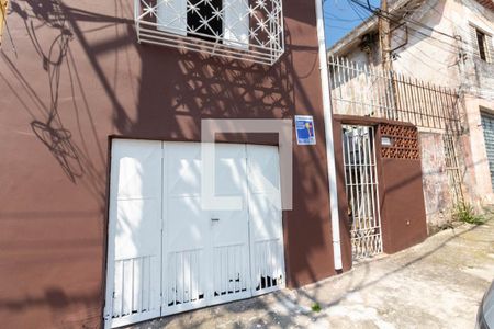 Casa para alugar com 80m², 2 quartos e 1 vagaFachada