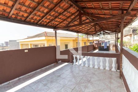 Casa para alugar com 80m², 2 quartos e 1 vagaQuintal