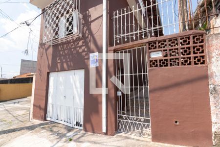 Casa para alugar com 80m², 2 quartos e 1 vagaFachada