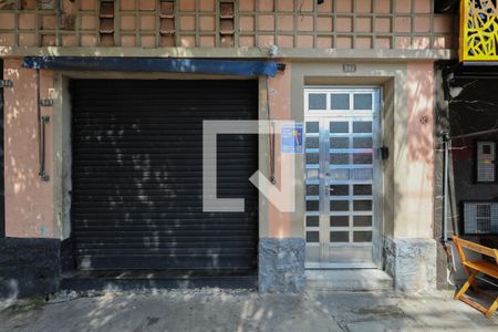 Apartamento para alugar com 65m², 2 quartos e sem vagaFachada do condomínio