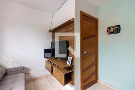 Sala  de apartamento à venda com 3 quartos, 46m² em Veloso, Osasco