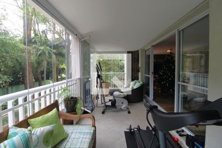Varanda de apartamento à venda com 4 quartos, 232m² em Campo Grande, São Paulo