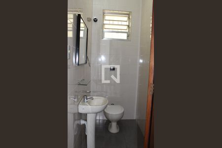 Lavabo de casa para alugar com 2 quartos, 110m² em Vila Anglo Brasileira, São Paulo