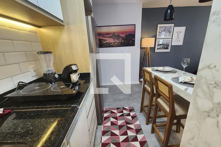 Cozinha de apartamento para alugar com 1 quarto, 30m² em Centro, Rio de Janeiro